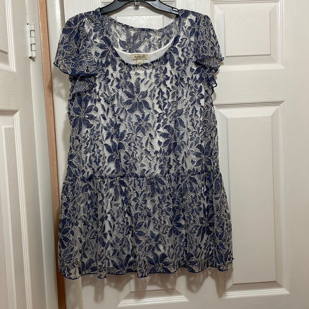 Ladies lace long top